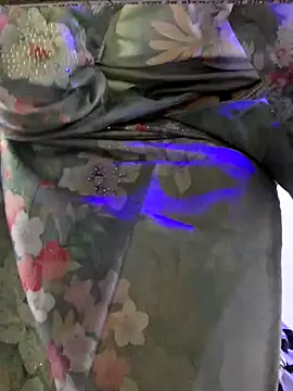 misharani00 online show from 10/04/25, 02:15