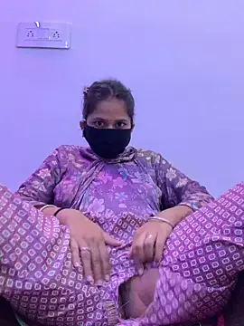 misharani00 online show from 10/06/25, 12:46