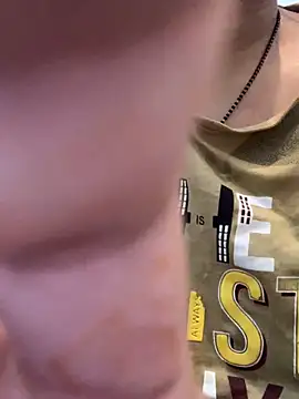 misharani00 online show from 10/16/25, 12:44