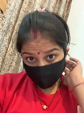 misharani00 online show from 10/22/25, 01:55