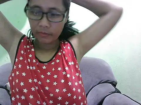 Snapshot of HotLadyPinay32 chatting on 05/01/26, 10:20 HotLadyPinay32 online show from 05/01/26, 10:20