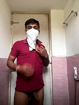 Snapshot of omkarcoll chatting on 09/12/25, 06:46 omkarcoll online show from 09/12/25, 06:46