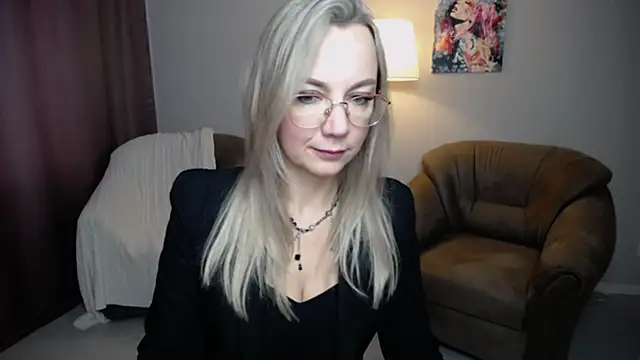 Ava Elior online show from 09/15/25, 09:20