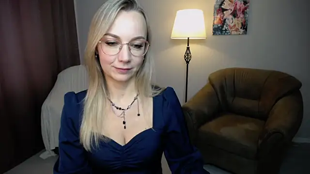 Ava Elior online show from 09/25/25, 10:19