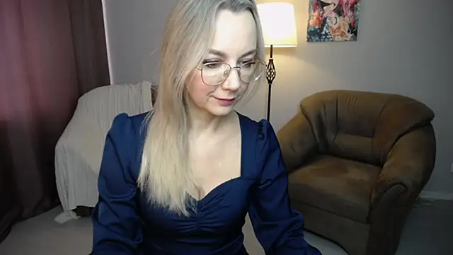 Ava Elior online show from 10/03/25, 10:23