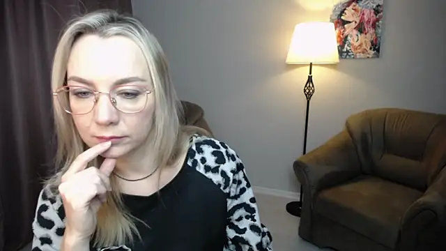 Ava Elior online show from 02/01/26, 10:47