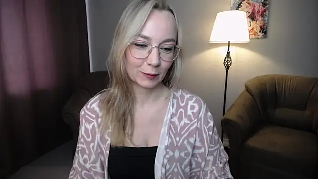 Ava Elior online show from 05/24/26, 10:53