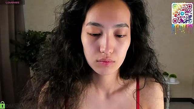 Snapshot of FlirtyAura chatting on 05/06/26, 03:46 FlirtyAura online show from 05/06/26, 03:46