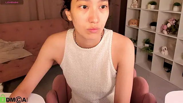 Snapshot of FlirtyAura chatting on 07/11/26, 03:42 FlirtyAura online show from 07/11/26, 03:42