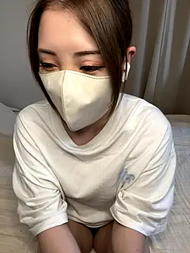 Snapshot of _Kaori chatting on 10/13/25, 12:05  Kaori online show from 10/13/25, 12:05