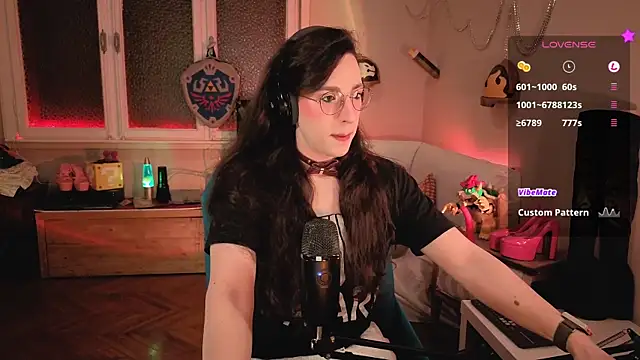 Zesty Peach online show from 06/23/26, 04:27