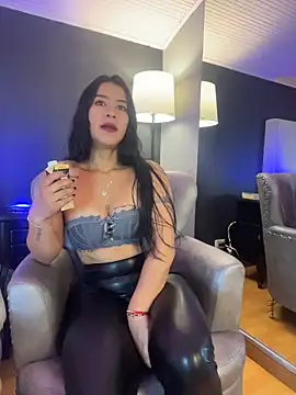 Snapshot of BellaFernandez__ chatting on 05/23/26, 12:09 BellaFernandez online show from 05/23/26, 12:09