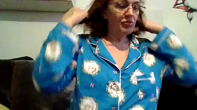 RubyyRosee online show from 03/21/26, 06:40