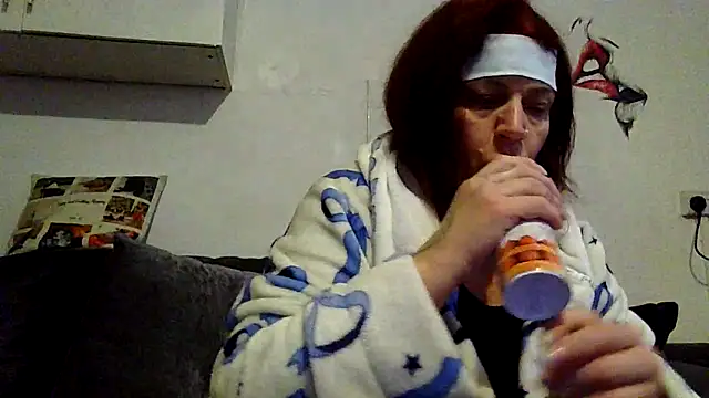 RubyyRosee online show from 03/28/26, 06:13