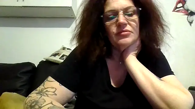 RubyyRosee online show from 04/20/26, 05:32