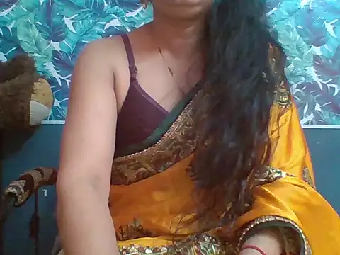 Snapshot of Marathi_q4een01 chatting on 10/15/25, 04:01 Marathi q4een01 online show from 10/15/25, 04:01