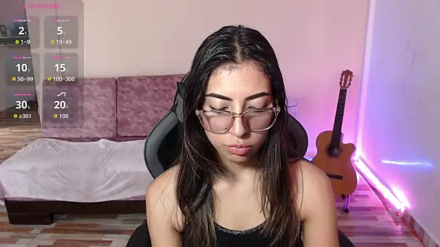 Susanahendrix online show from 03/04/26, 06:14