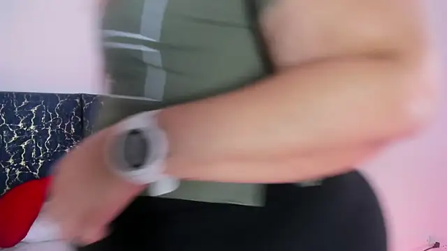 katte landerr online show from 04/15/26, 01:29