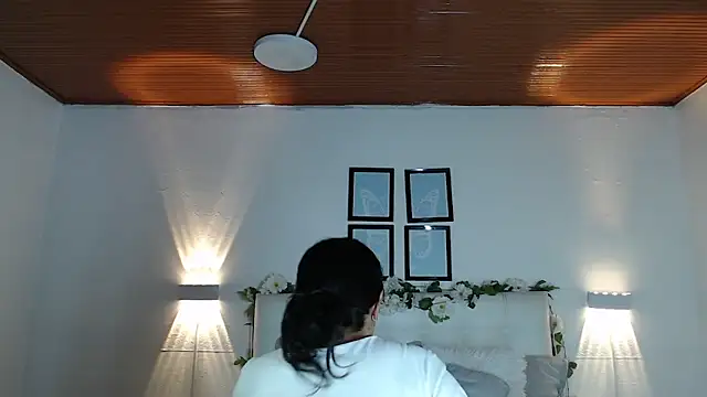 Megan 05  online show from 09/12/25, 07:25
