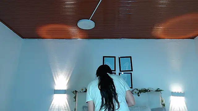 Megan 05  online show from 10/01/25, 06:14