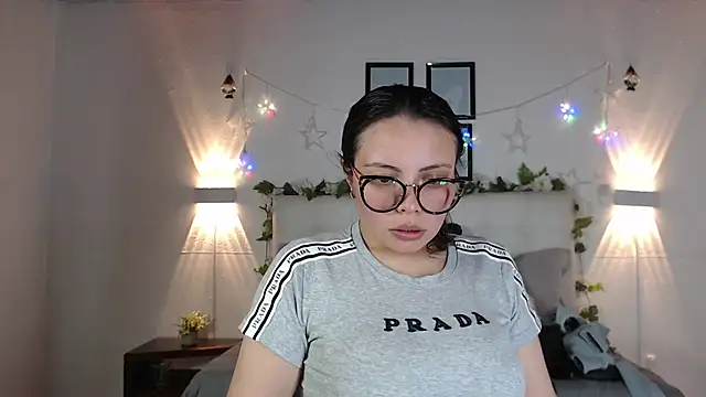 Megan 05  online show from 03/08/26, 06:55