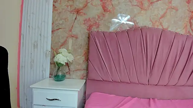 KatySweetas online show from 12/14/25, 07:51