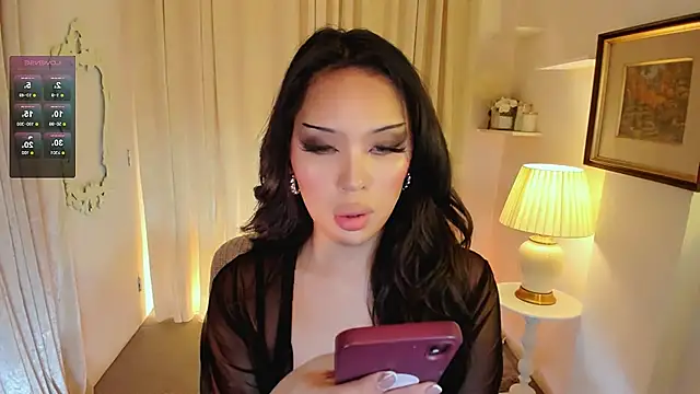 MS LUNA online show from 04/18/26, 10:54