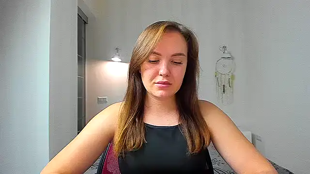 EmmaNorman online show from 09/14/25, 04:39