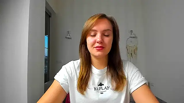 EmmaNorman online show from 09/16/25, 04:08