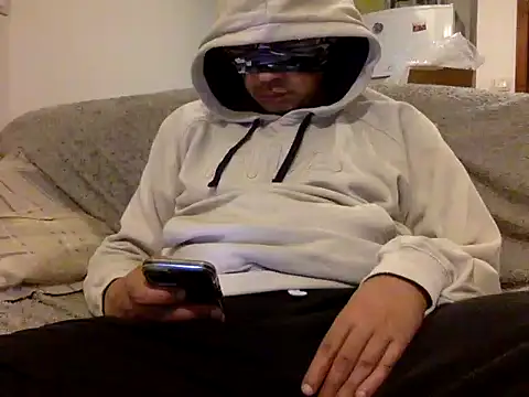 CaiBull online show from 12/22/25, 06:49