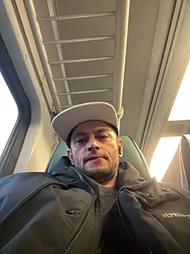 Snapshot of Carlosmauricio123 chatting on 03/08/26, 12:53 Carlosmauricio123 online show from 03/08/26, 12:53