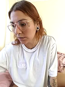 Snapshot of xjuanaxmaldadxxx chatting on 11/29/25, 12:30 xjuanaxmaldadxxx online show from 11/29/25, 12:30