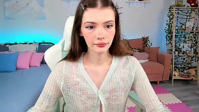 Snapshot of Zoe_Vee chatting on 07/22/26, 03:20 Zoe Vee online show from 07/22/26, 03:20