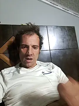 Johan199118 online show from 12/18/25, 08:37