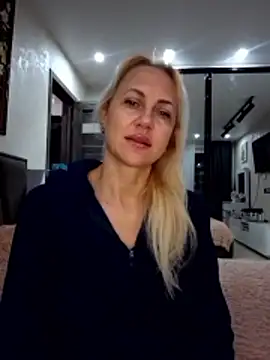 KissMiSveet online show from 01/18/26, 07:39