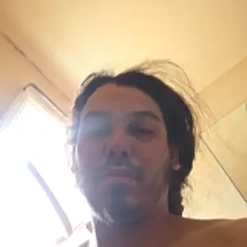 luis97fer online show from 04/18/26, 06:56