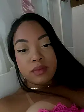 Snapshot of ninfa69_ chatting on 09/14/25, 08:41 ninfa69  online show from 09/14/25, 08:41