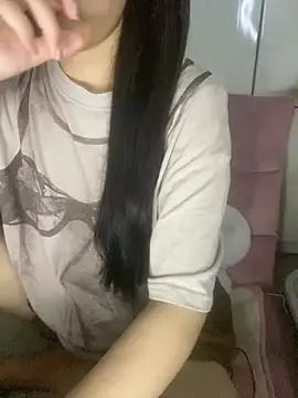 Snapshot of RubyBerry chatting on 09/14/25, 06:23 RubyBerry online show from 09/14/25, 06:23