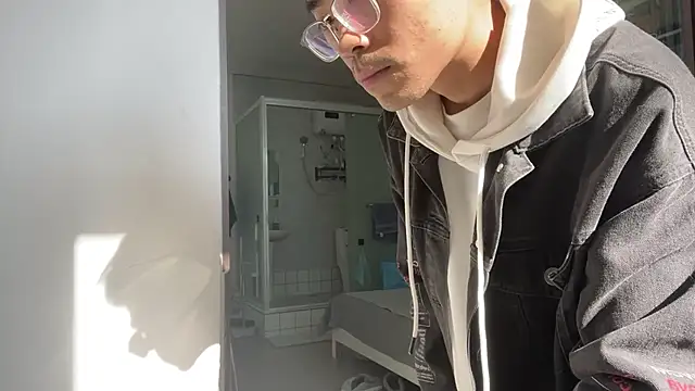 cily online show from 12/05/25, 04:54