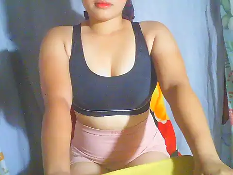 Katie Winslet online show from 03/19/26, 12:47