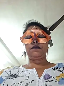 SIMIHOT online show from 12/05/25, 10:02