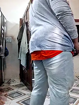 SIMIHOT online show from 12/15/25, 08:51