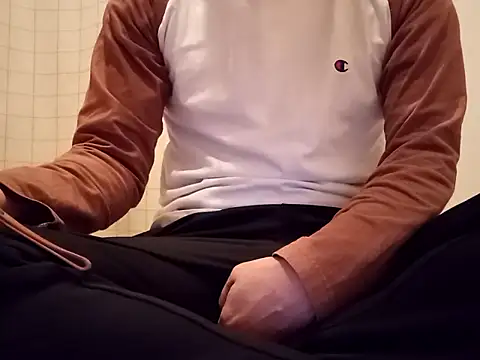 nori1981 oosaka online show from 02/07/26, 04:00