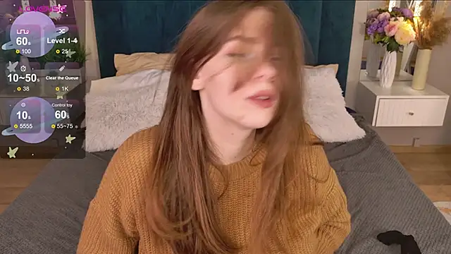 Moon  Bunny online show from 10/05/25, 03:10