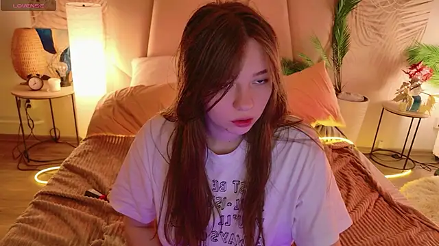 Moon  Bunny online show from 04/10/26, 12:10