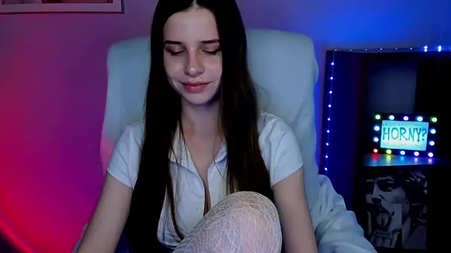 LuxMaya online show from 03/24/26, 08:08