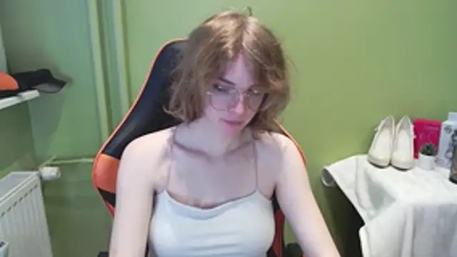 juicyPenny online show from 11/24/25, 07:30