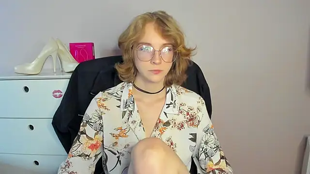 Snapshot of juicyPenny chatting on 05/29/26, 06:22 juicyPenny online show from 05/29/26, 06:22