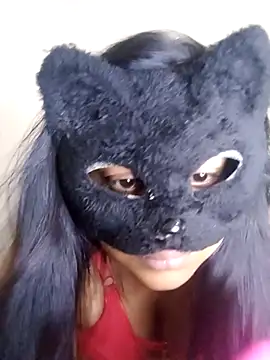 Snapshot of Slllll_Couple00 chatting on 02/14/26, 09:28 Slllll Couple00 online show from 02/14/26, 09:28