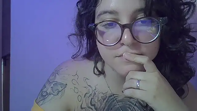 Blue Liz online show from 09/08/25, 03:11